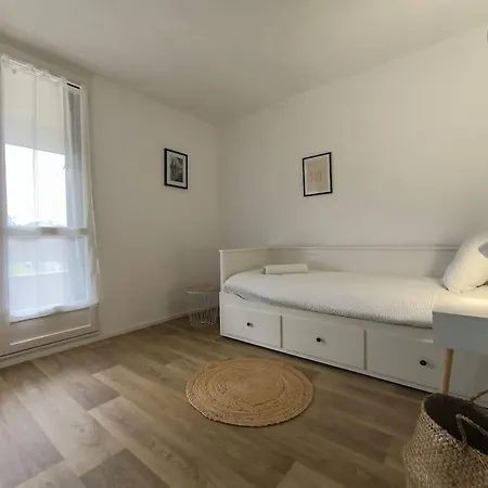 Spacieux-3 4 Pers-calme-pking-5mn Centre Pau